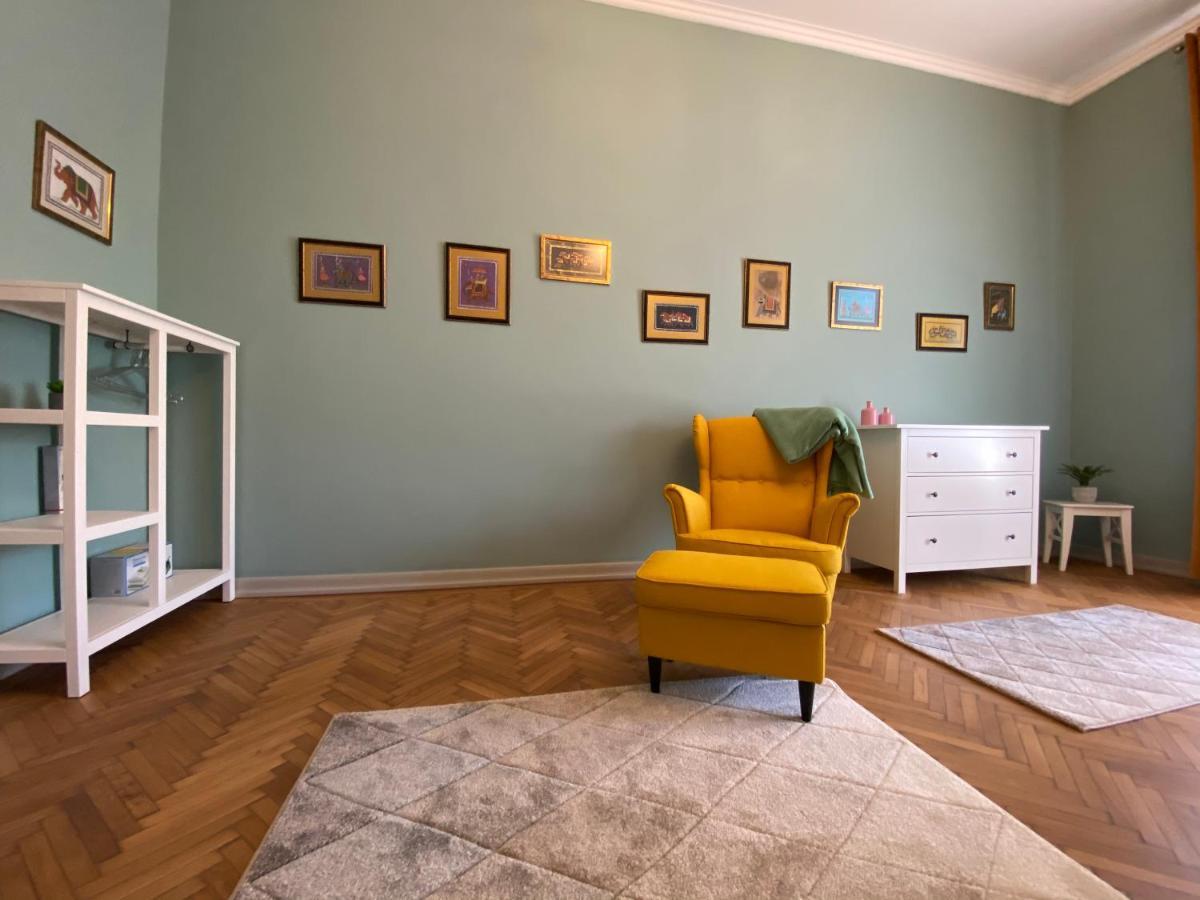 City Stay Timişoara Buitenkant foto