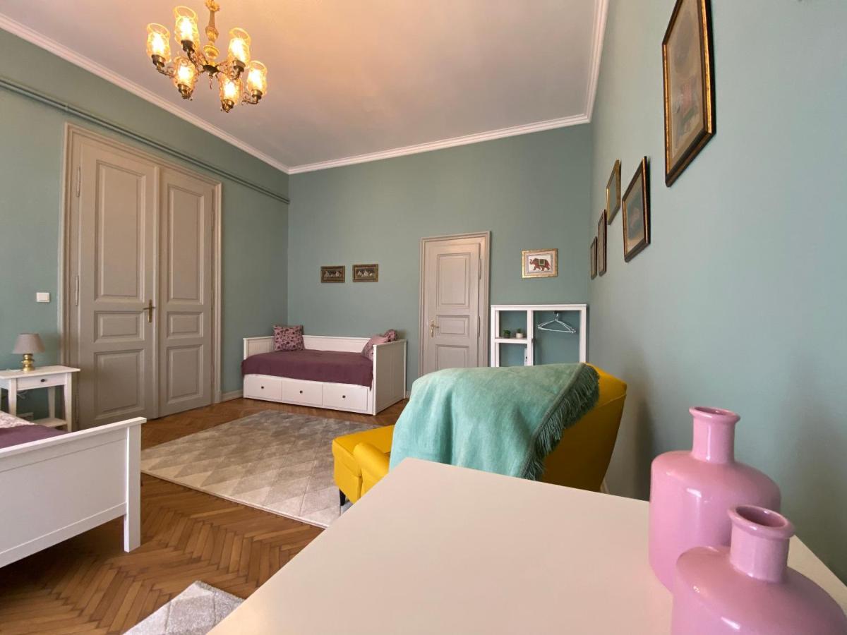 City Stay Timişoara Buitenkant foto
